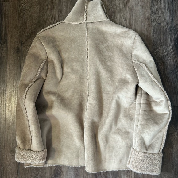 Shearling jacket - Picture 5 of 5